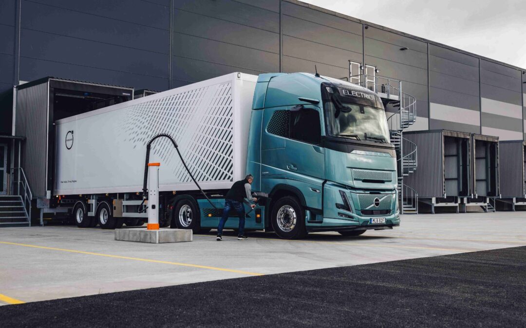 Volvo Trucks lanceert Business Case Simulator om energietransitie in de transportsector te versnellen